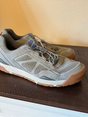 Simms Challenger Boat Shoes Mens 11.5 Gray Orange Fishing Deck Water Shoes